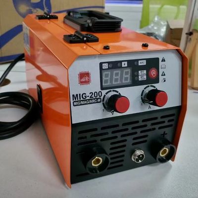 Máquina de Soldadura de Arco de Inverter IGBT MIG 200 com 50/60HZ Frequência e Fluxo Cored Wire