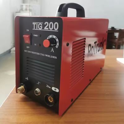 TIG 200 Soldadura TIG com tecnologia MOS Inverter e Polaridade de Saída de CC em Imbatível