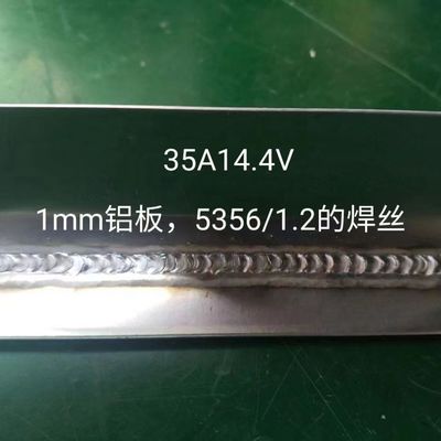 Máquina de solda MIG MIG 200DP 200A para aço carbono e liga de alumínio 50/60HZ IP21S