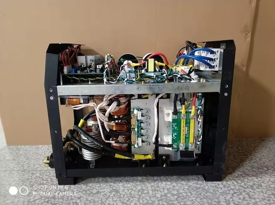 Experimente desempenho de soldagem incomparável com ZX7-630