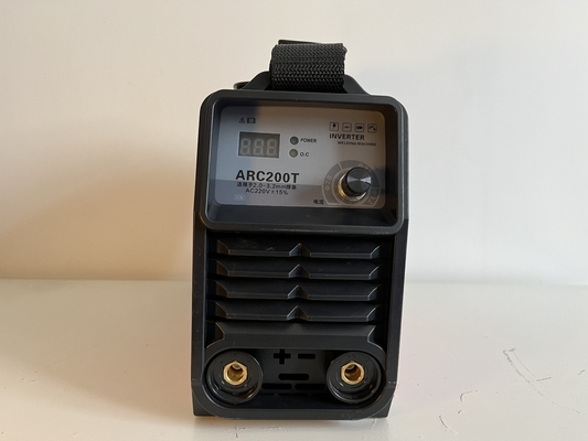 Mini IGBT portátil DC MMA Soldadora com 120 A de corrente nominal de saída e AC220V de tensão de entrada