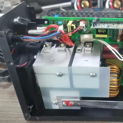 Mini IGBT portátil DC MMA Soldadora com 120 A de corrente nominal de saída e AC220V de tensão de entrada